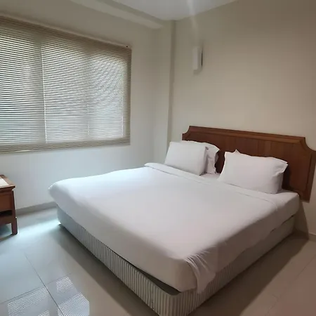 Okay Marina Lumut Homestay Exterior photo