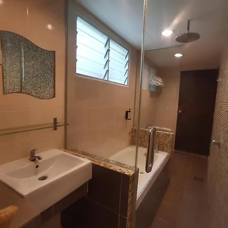 Okay Marina Lumut Homestay Exterior photo