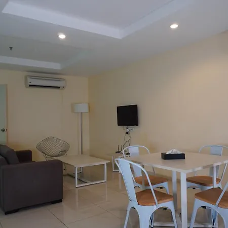 Okay Marina Lumut Homestay Exterior photo